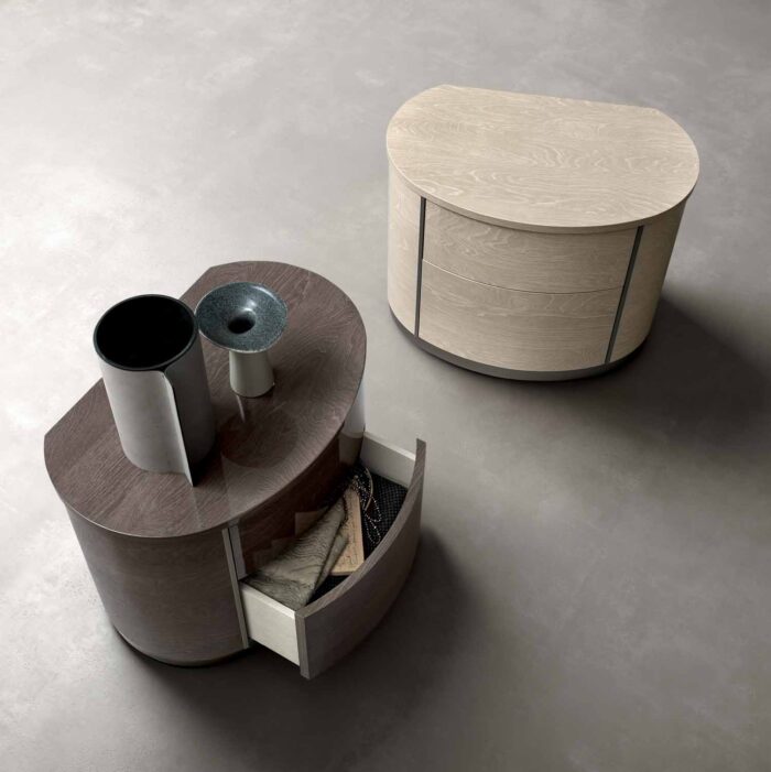 Round - Image 12