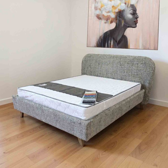 1211 Bed - Image 1